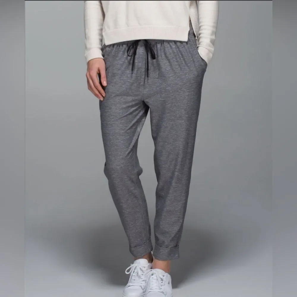 Jet Crop Joggers Heathered Slate *Luon